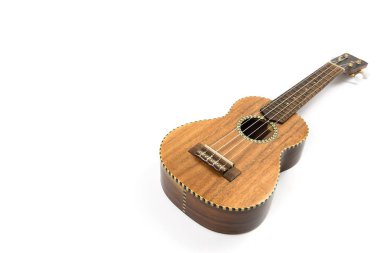 Beyaz arkaplanda Ukulele