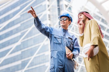 Arapça işadamı ve Oluşturucu 