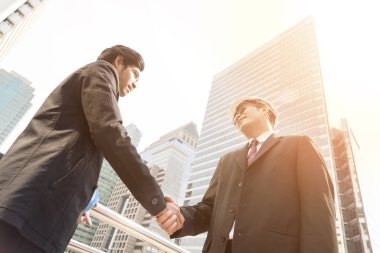 El sıkışan insanlar işadamı ve mühendis