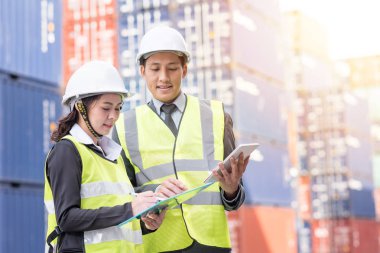 işadamı ve sekreterlik lojistik, ihracat, sanayi ile kargo konteyner yük nakliye ithalat