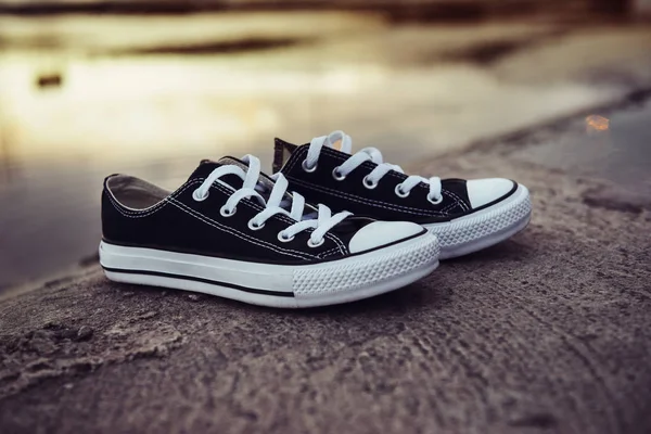 Vintage black and white shoes — Stock Photo, Image