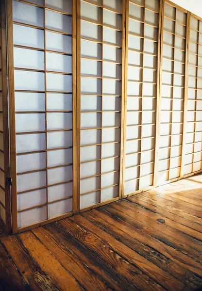 Pared tradicional japonesa y suelo interior de madera — Foto de Stock
