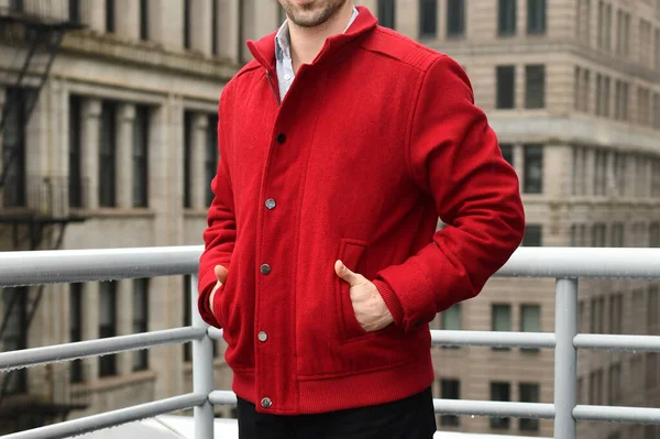Rote Elegante Kaschmirjacke Mit Taschen — Stockfoto