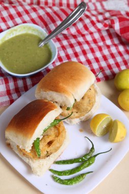 Hint özel geleneksel kızarmış yemek vada pav