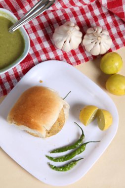 Hint özel geleneksel kızarmış yemek vada pav