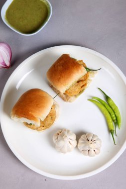 Hint özel geleneksel kızarmış yemek vada pav