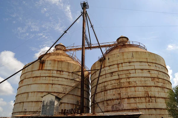 Silos de mercado Magnolia — Fotografia de Stock