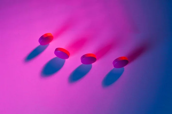 Sok rózsaszín tabletták — Stock Fotó