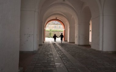 Elsinore, Kuzey Avrupa'nın en iyi Rönesans kale Copenhagen kuzeyinde yapılan Kronborg Kalesi'ne