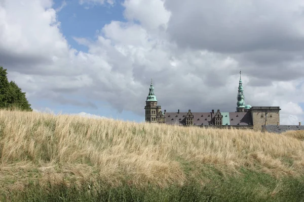 Kronborg 城堡在 Elsinore 哥本哈根北部欧洲的最美好的文艺复兴城堡之一 — 图库照片