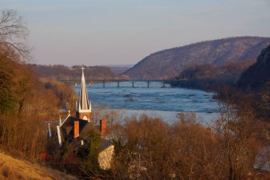 Harpers Ferry kilise bakan Nehri