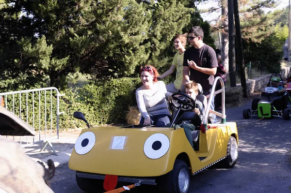 Soapbox race organized in the village of Tornac — Stock Photo, Image