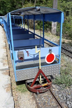 Küçük turistik tren Saint Ju arasındaki Sainte Cecile d'Andorge