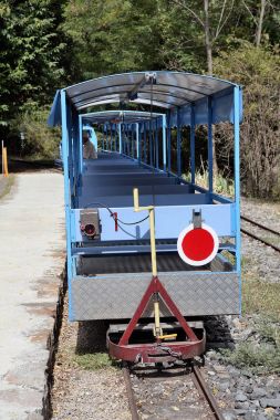Küçük turistik tren Saint Ju arasındaki Sainte Cecile d'Andorge