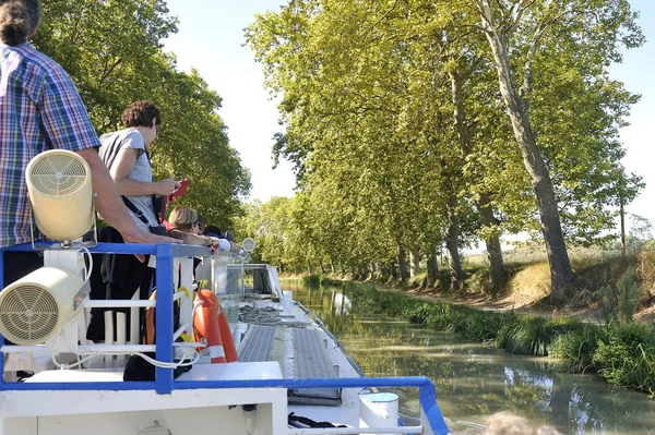 Canal du Midi yolcu gemisinde — Stok fotoğraf