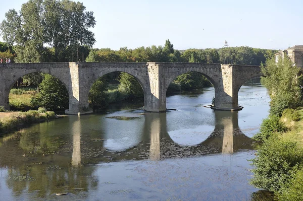 Eski taş köprü Carcassonne — Stok fotoğraf