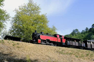 Bir Anduze küçük buharlı tren