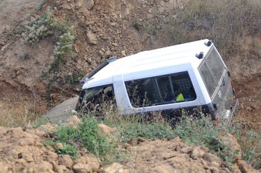 Arabalar büyük Ekskavatör kazma delik kıvılcım