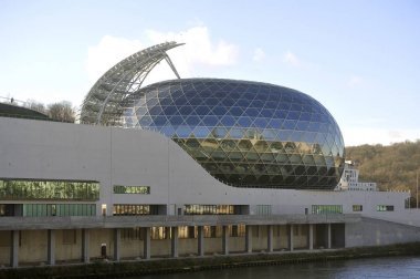 Seine müzikal binalar müzik adanmış bir kümesidir