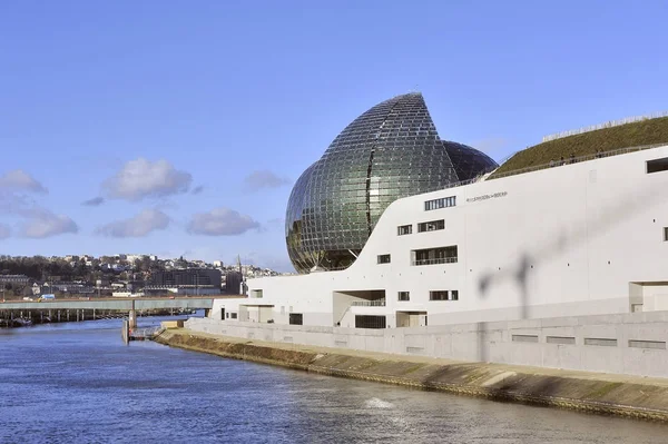 Seine müzikal binalar müzik adanmış bir kümesidir — Stok fotoğraf