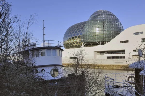 The Seine Musical is a set of buildings devoted to music — Stock Photo, Image