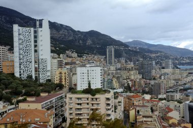 Egzotik bahçenin yükseklerinden Monako 'nun havadan görünüşü