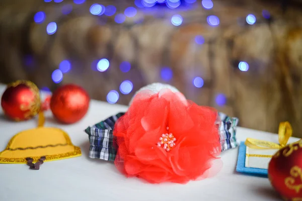 Projeto colorido decorativo bonito do arco, fita da flor para o evento especial. Festivo, Natal e fundo do presente de ano novo. Imagem de close-up para elemento textura alegre e superfície de cartão de amor criativo — Fotografia de Stock