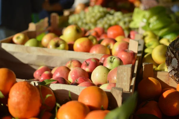 Arance Fresche Sul Negozio Alimentari Supermercato Stagione Della Frutta Vitamine — Foto Stock