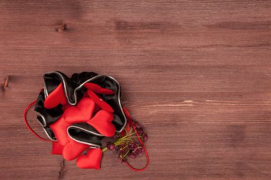 Sevgililer günün kutlu olsun.