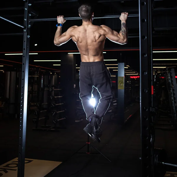 Torso Atlético Fuerte Del Modelo Aptitud Del Hombre —  Fotos de Stock