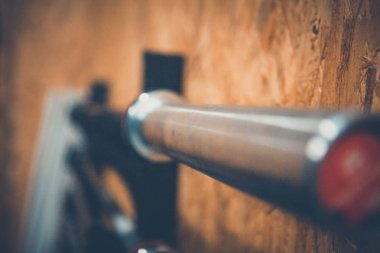 Halter çubuk spor salonunda