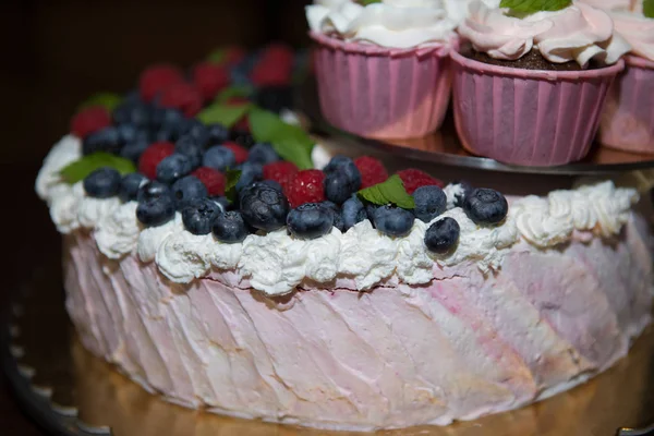 Düğün tatlı tatlı