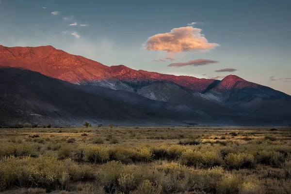 Sabah erken, Sierra Nevadas