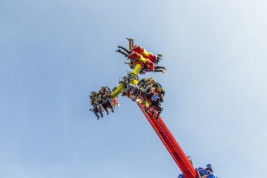 insanlar Photokina Köln carousels tadını çıkarın.