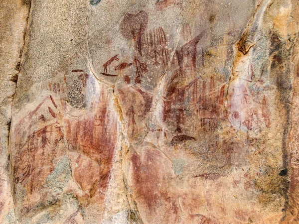 Pinturas rupestres famosas en Iringa — Foto de Stock