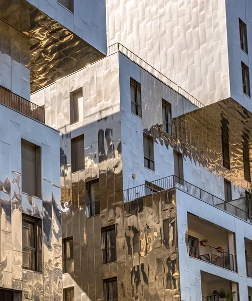 Le quartier de la Confluence à Lyon, France — Photo