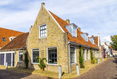 tipik eski fishermans tuğla bina Harlinge Köyü