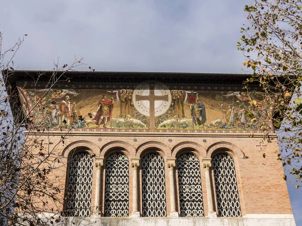 Bazilika di Santa Croce a Via Flamini — Stock fotografie