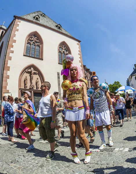 Mennesker på christopher street dag i Frankfurt - Stock-foto