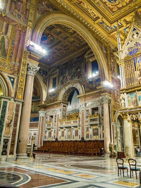 Peterskathedrale in Vatikan — Stockfoto