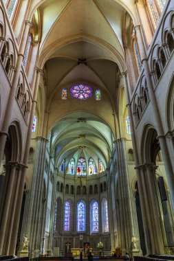 Cathedrale Saint-Pierre Saint-Jean-Baptiste de NEF içinde Lyon - 