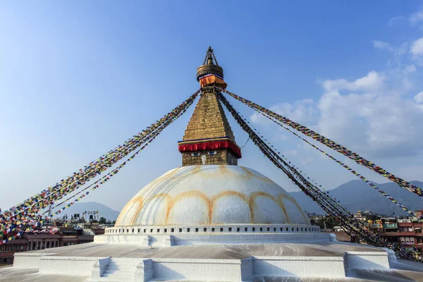 Tybetańskie flagi w stupy Boudhanath — Zdjęcie stockowe