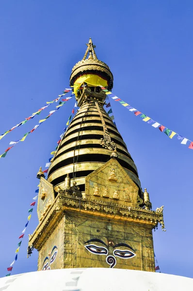 Wielka stupa Bodnath w mieście Katmandu — Zdjęcie stockowe