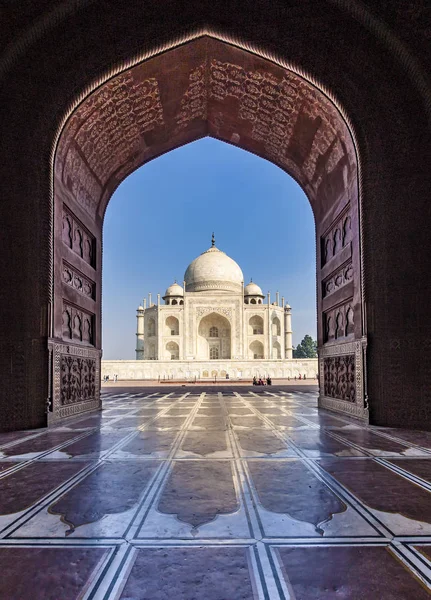 Taj Mahal in India — Stock Photo, Image