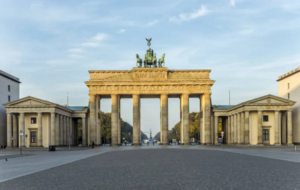 Braniborská brána (brandenburger tor) v Berlíně — Stock fotografie