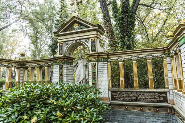 Benyomások a régi Dorotheenstaedtischer Friedhof - temető - — Stock Fotó