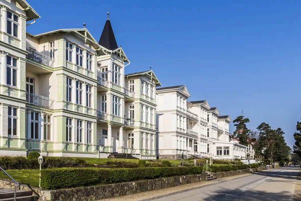 Balnearios en el antiguo pueblo imperial SPA de Zinnowitz — Foto de Stock