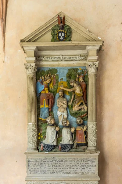 Gamla skulptur i cloisteren i Mainz — Stockfoto
