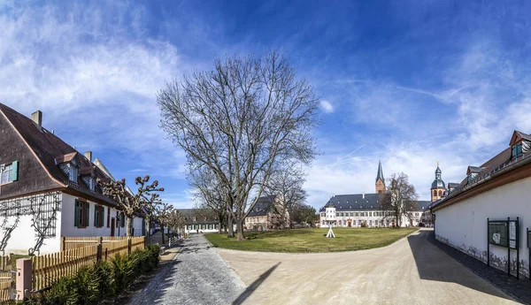 Famoso chiostro benedettino a Seligenstadt, Germania — Foto Stock