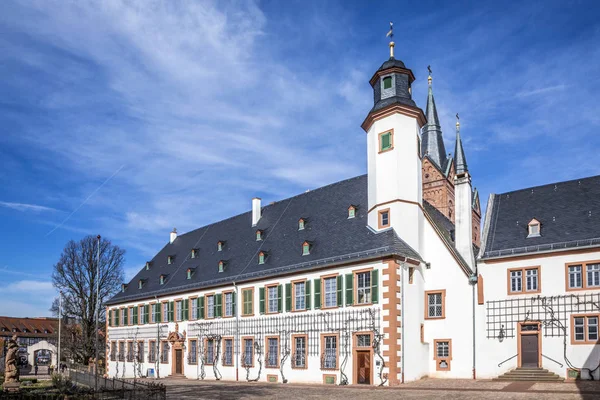 Famoso claustro beneditino em Seligenstadt, Alemanha — Fotografia de Stock